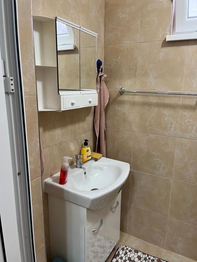شقة Дом За Гости Осогово كيوستينديل المظهر الخارجي الصورة
