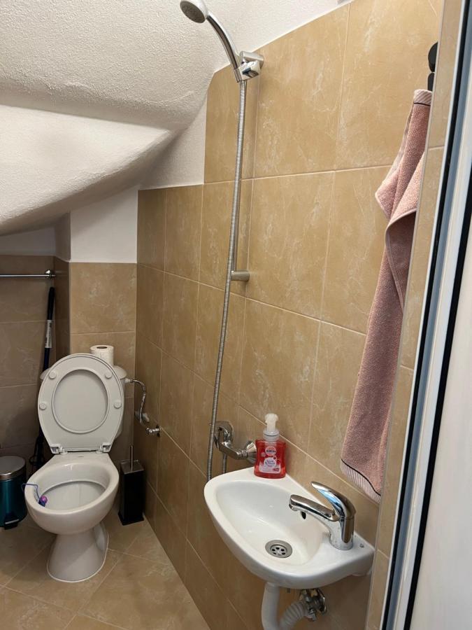شقة Дом За Гости Осогово كيوستينديل المظهر الخارجي الصورة